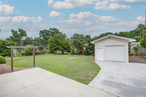 A home in Easley