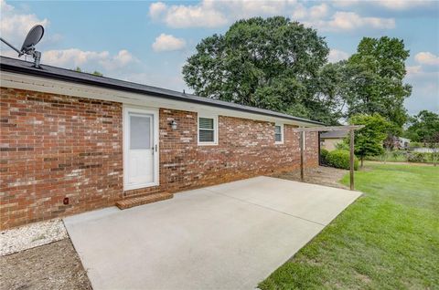 A home in Easley