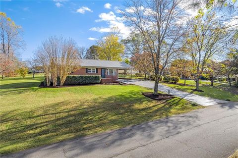 A home in Pickens