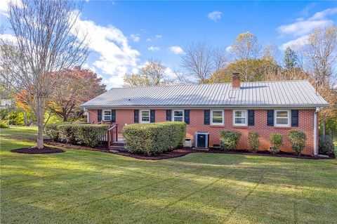 A home in Pickens