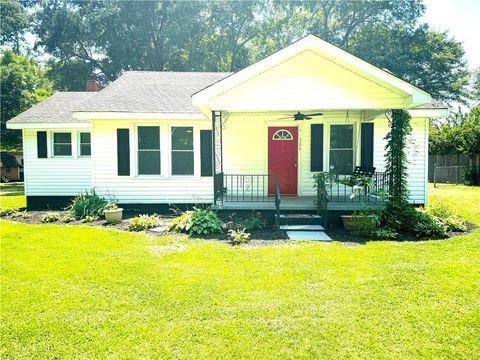 Single Family Residence in Belton SC 306 Kay Street.jpg