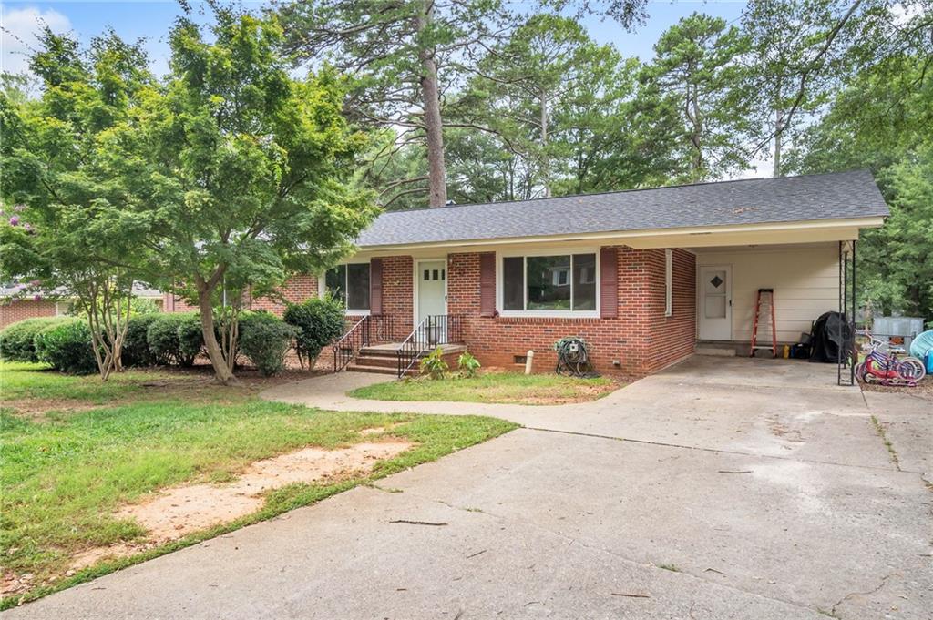 405 Forest Lane, Belton, South Carolina image 2