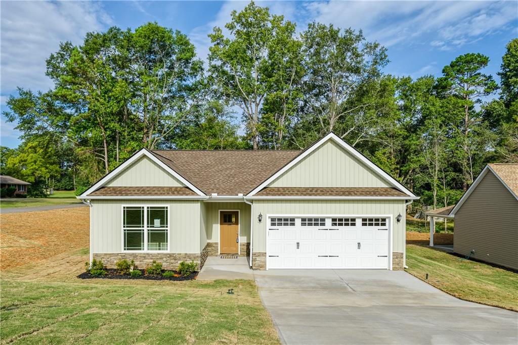 View Belton, SC 29627 house