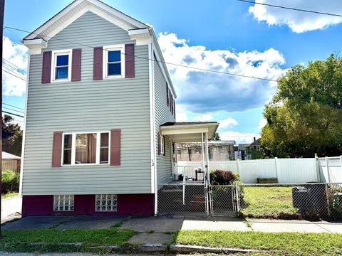 12 Cromwell Street Wheeling WV 26003