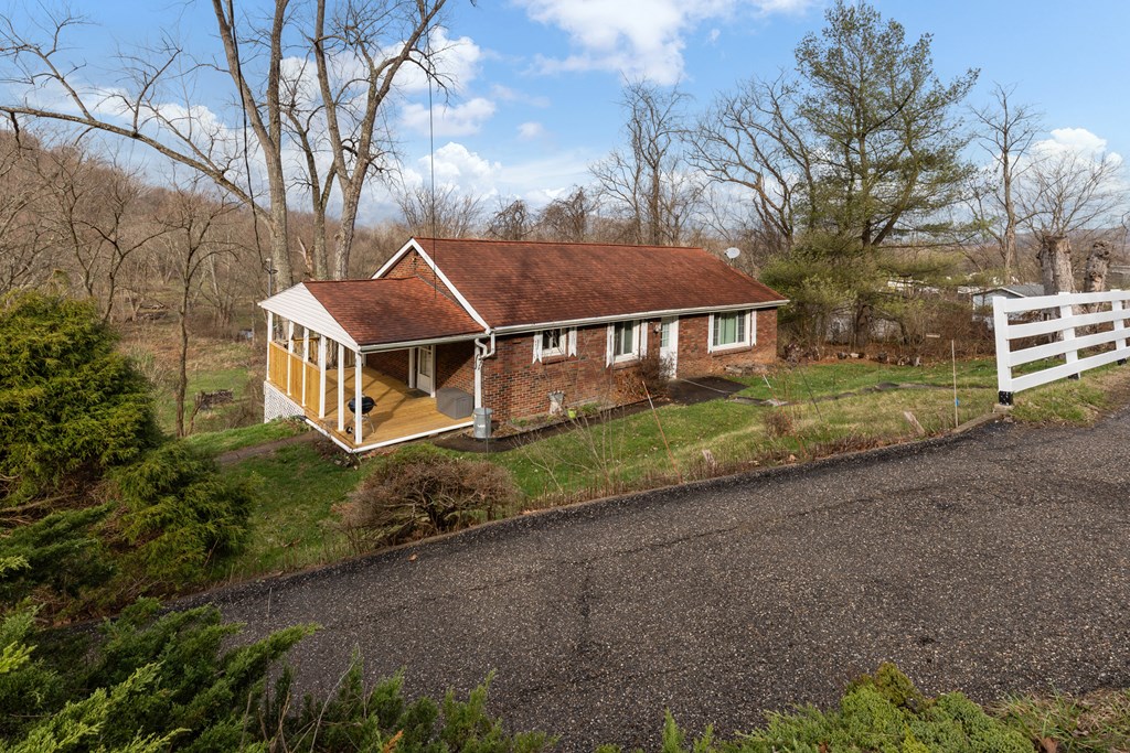 441 Big Grave Creek Road