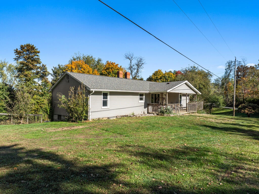 1083 Mcadoo Ridge Rd