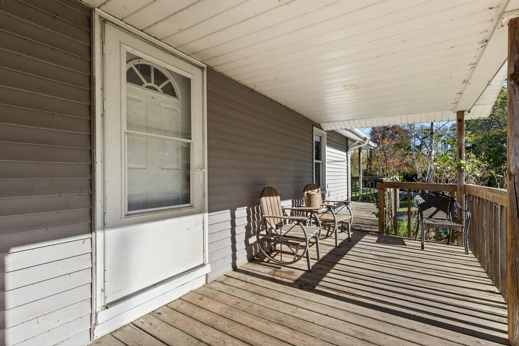 1083 Mcadoo Ridge Rd