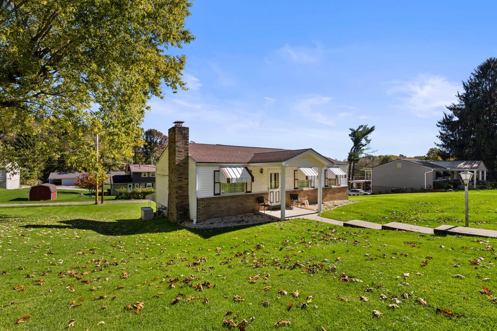 13 Lee Drive