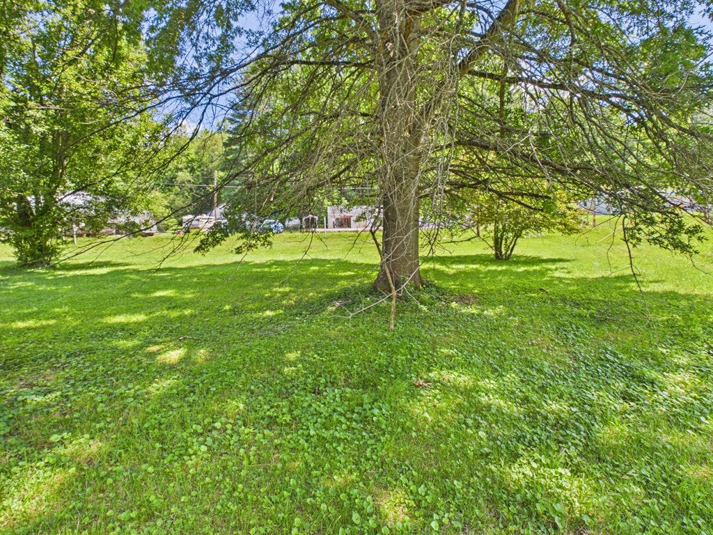 9302 Mountaineer Highway