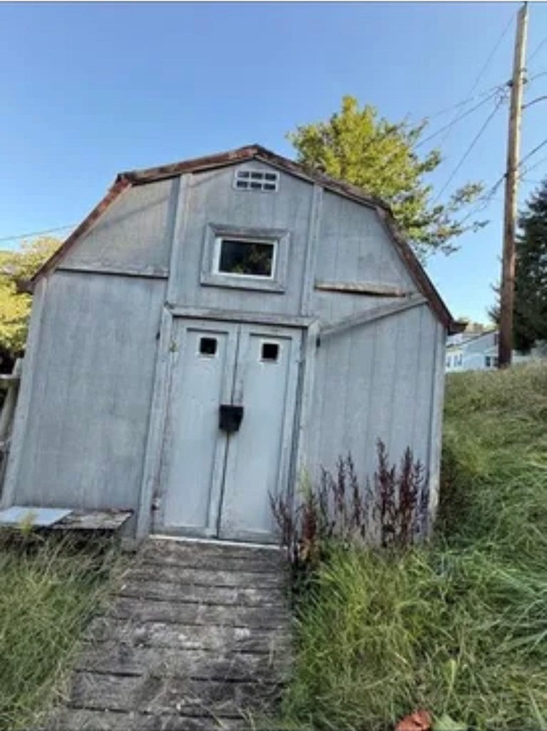 716 6th Street