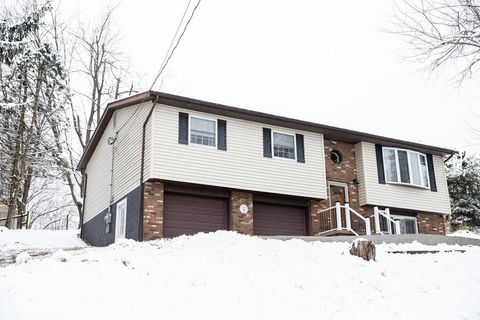 169 Glory View Road Wheeling WV 26003