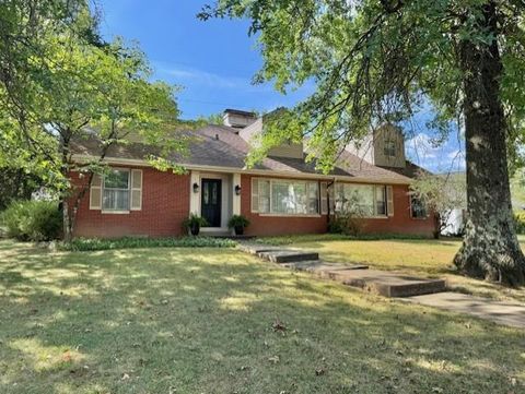 20 Forest Hills Drive Wheeling WV 26003