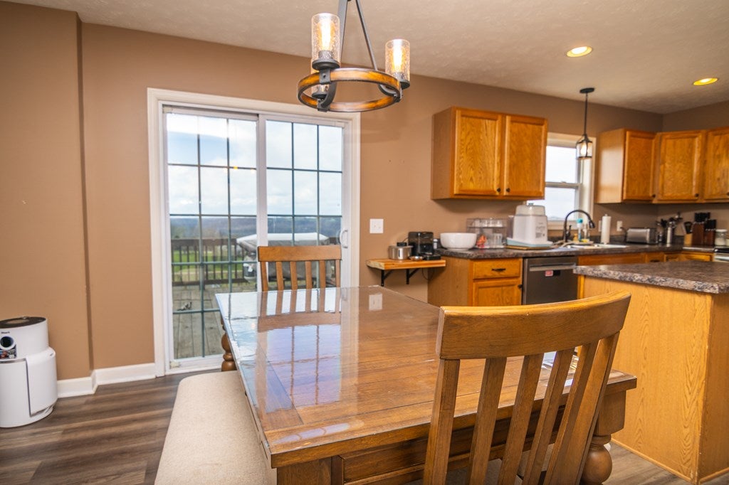 23 Holly Ann Dr