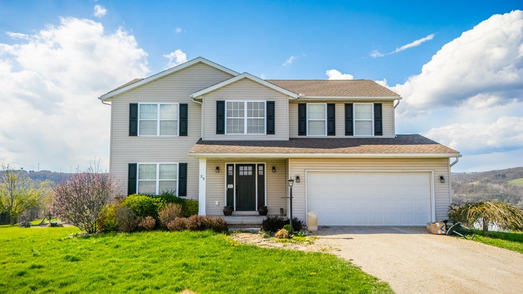 23 Holly Ann Dr