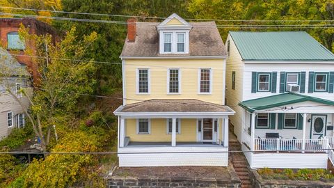 708 Market St Wheeling WV 26003