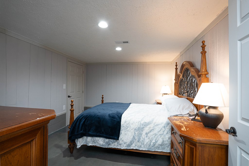 St. Marys, West Virginia, 26170, United States, 4 Bedrooms Bedrooms, ,4 BathroomsBathrooms,Residential,Active,2016730