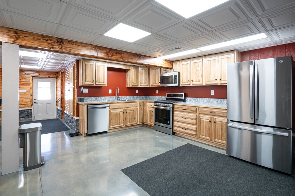 St. Marys, West Virginia, 26170, United States, 4 Bedrooms Bedrooms, ,4 BathroomsBathrooms,Residential,Active,2016730