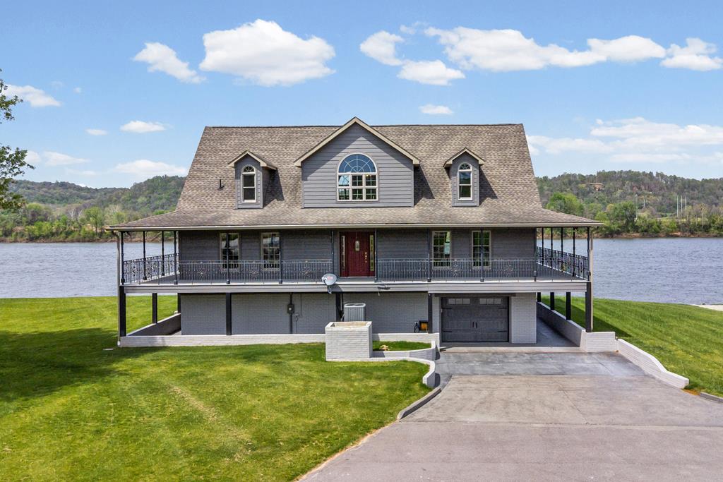 St. Marys, West Virginia, 26170, United States, 4 Bedrooms Bedrooms, ,4 BathroomsBathrooms,Residential,Active,2016730