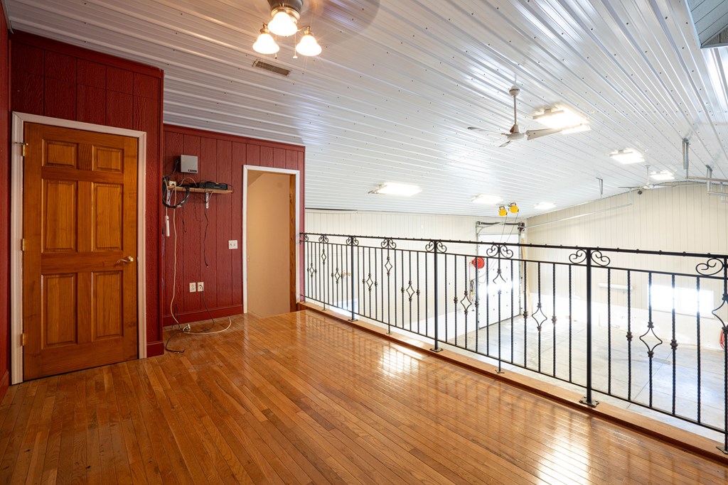 St. Marys, West Virginia, 26170, United States, 4 Bedrooms Bedrooms, ,4 BathroomsBathrooms,Residential,Active,2016730