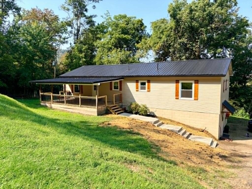 1515 Rock Point Rd