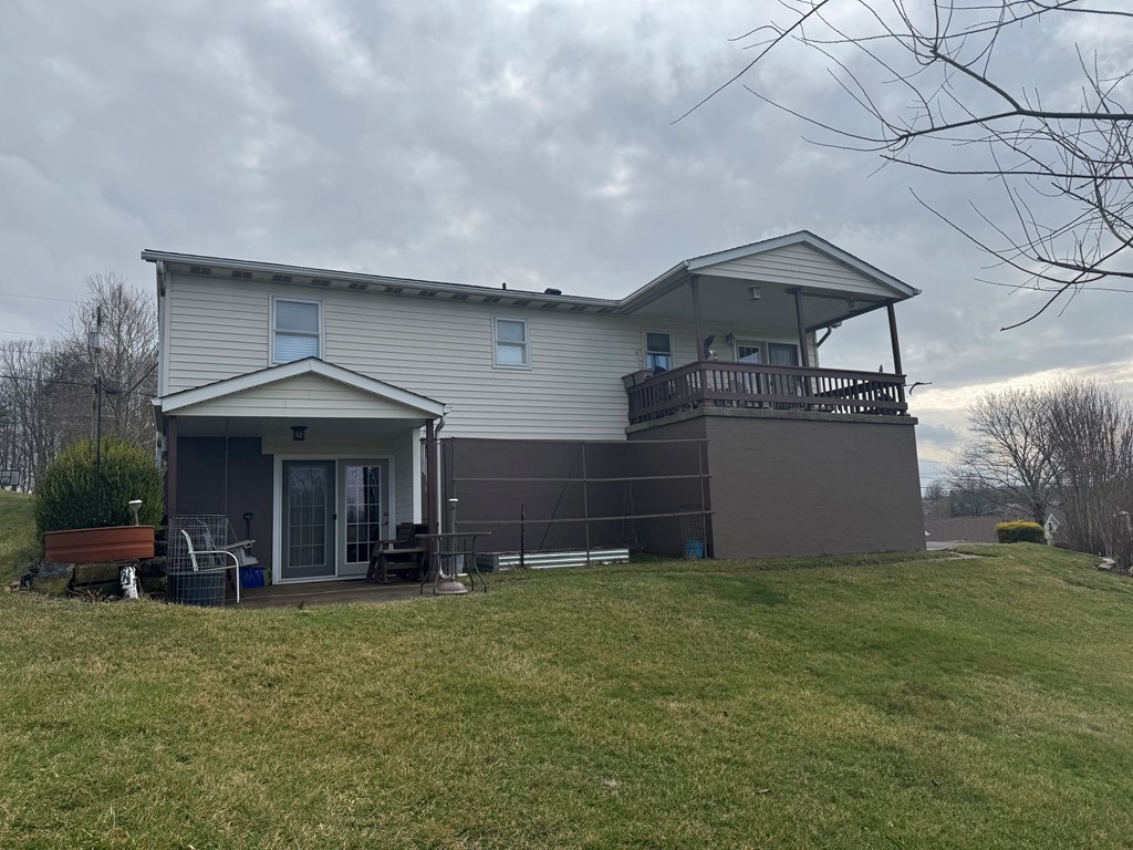 102 VIRGINIA OAKS DRIVE