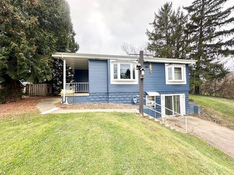 34 EVERGREEN LANE Wheeling WV 26003