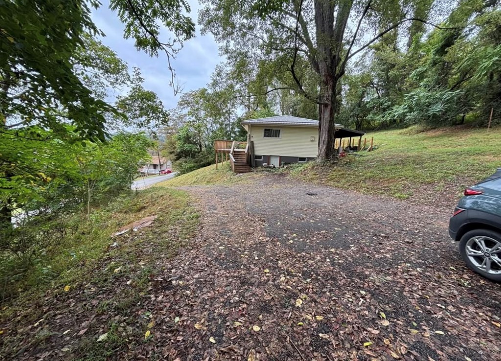 65 Lower Terrace Rd.