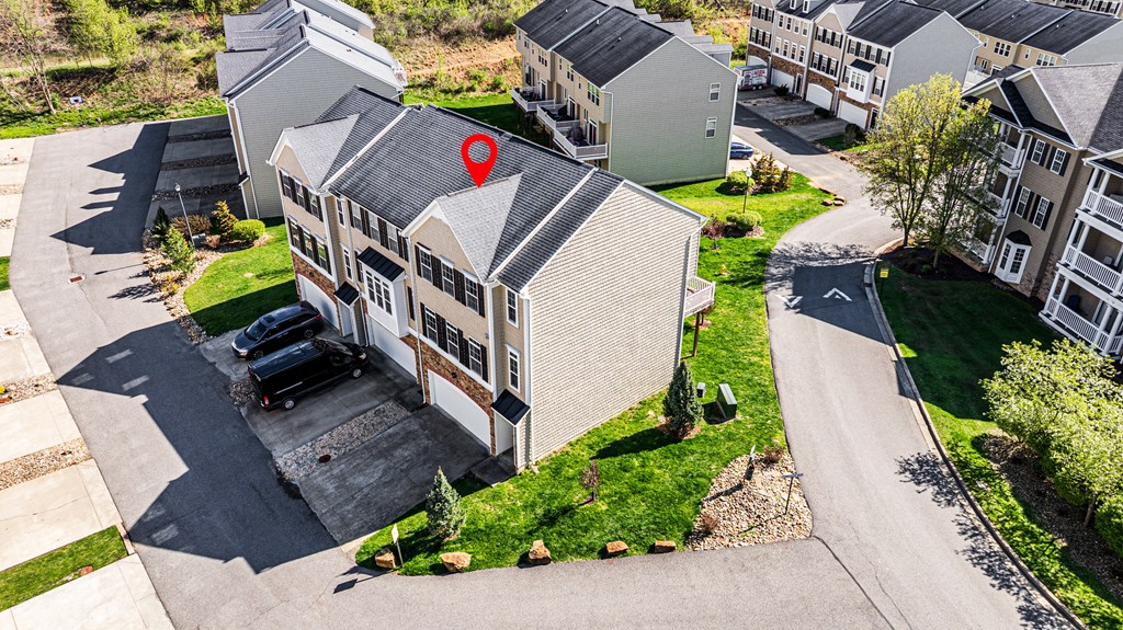 1402 Townhouse way
