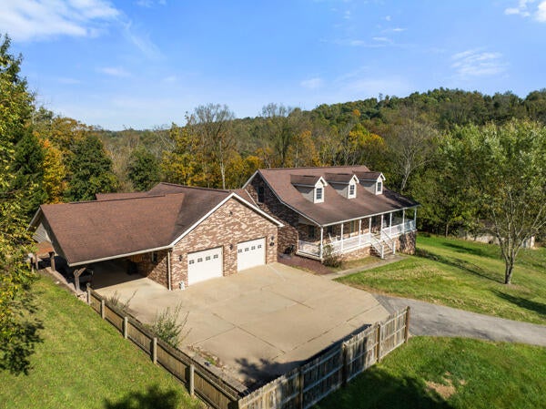 135 MaryAnn Lane