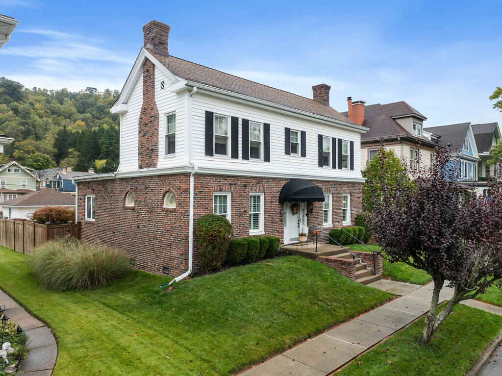106 Poplar Avenue