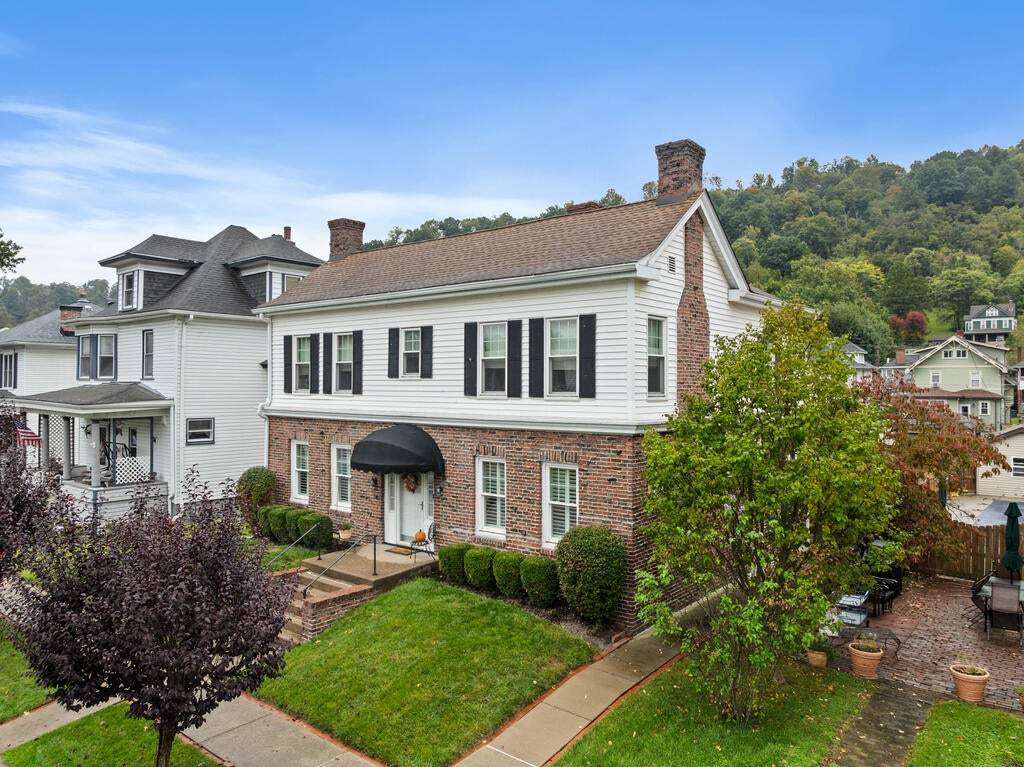 106 Poplar Avenue