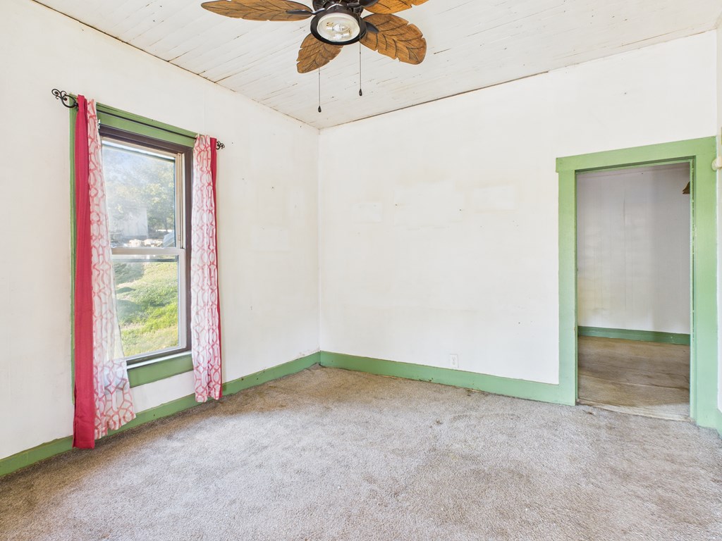 708 East Penn Avenue