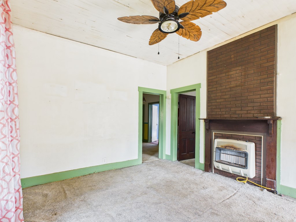 708 East Penn Avenue