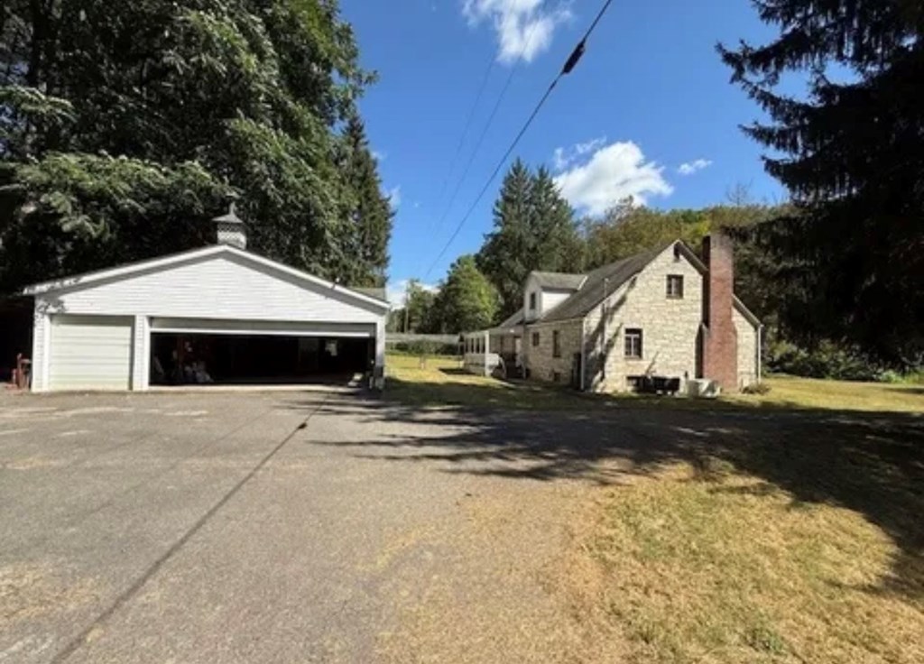 1985 Browns Run Road