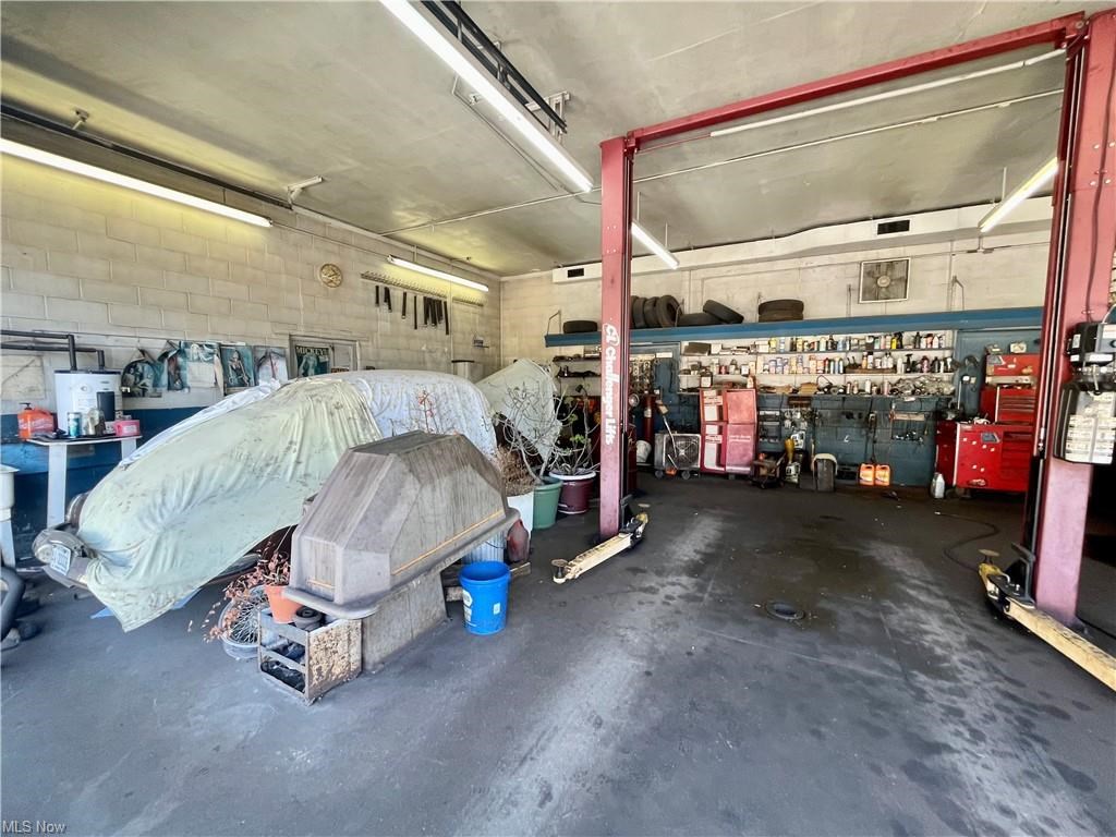 300 Pennsylvania Avenue