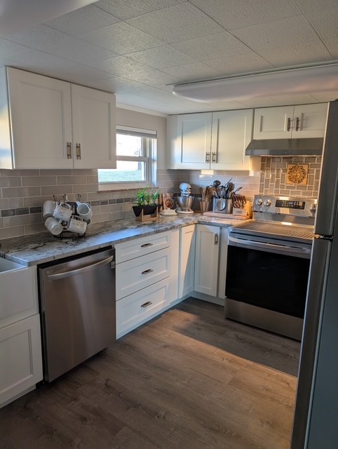 708 Peace Point Road