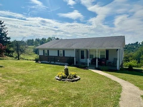 296 Pine Hill Rd Wheeling WV 26003