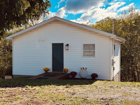 53 Blue Jay Lane Moundsville WV 26041