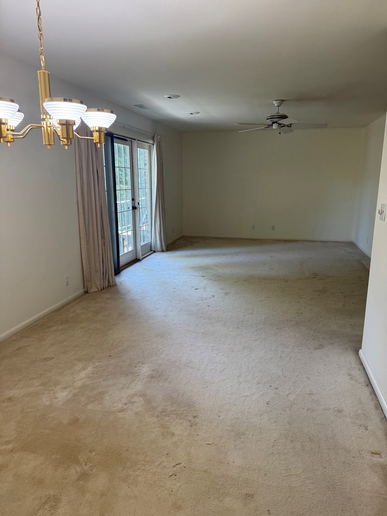 54 Williamsburg Circle