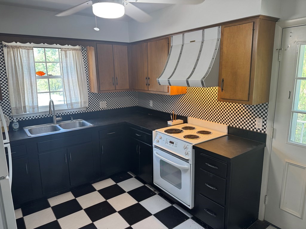 54 Williamsburg Circle