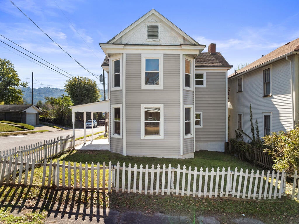 513 11th Street