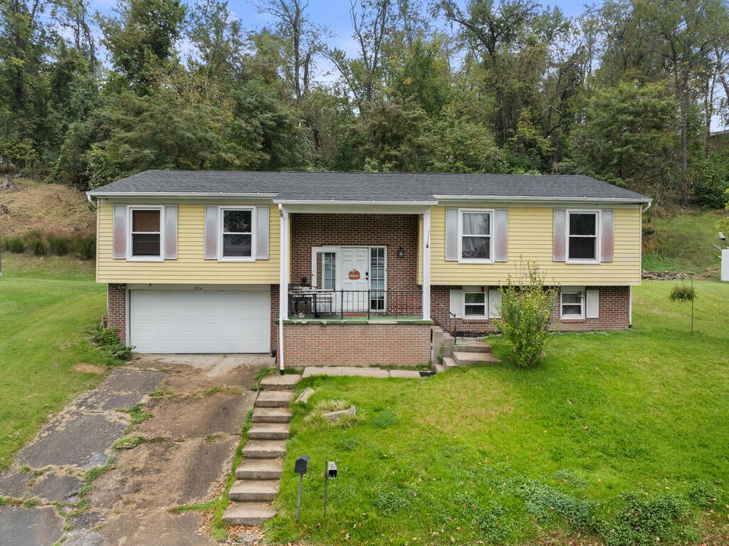 234 W Cardinal Ave