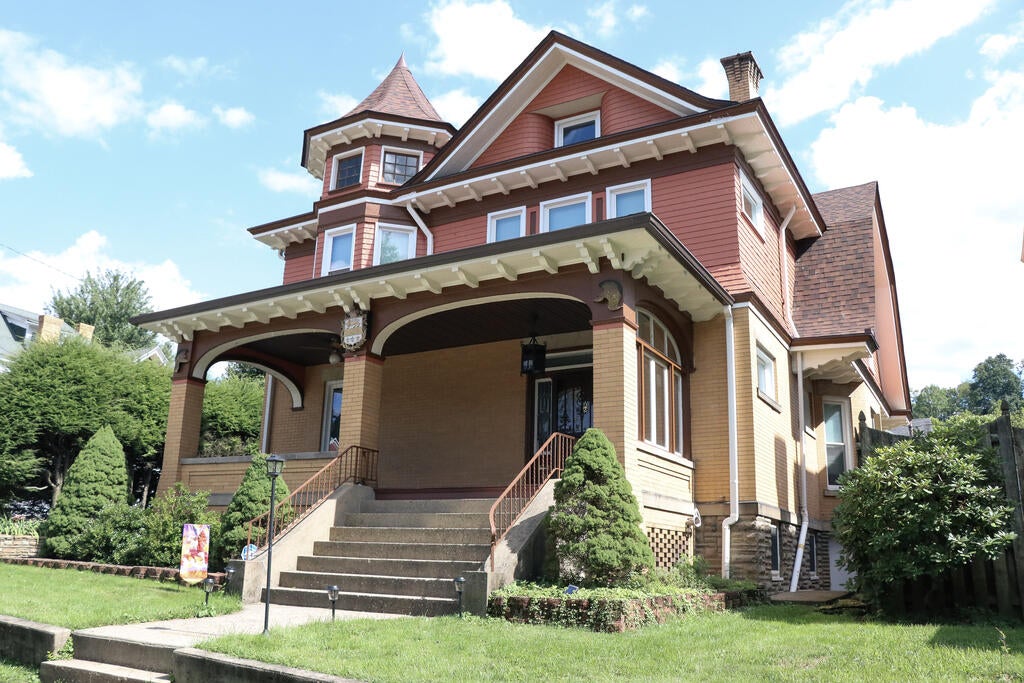 9 Poplar Avenue