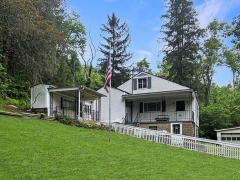 641 Cherry Hill Rd Wheeling WV 26003