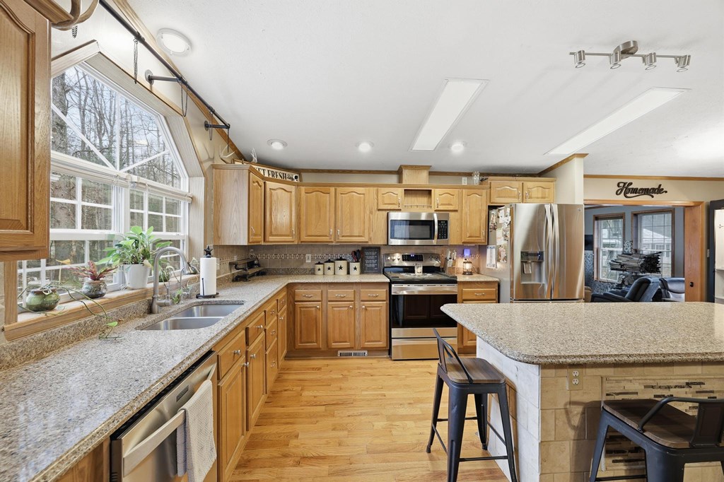 366 Slim Chance Lane