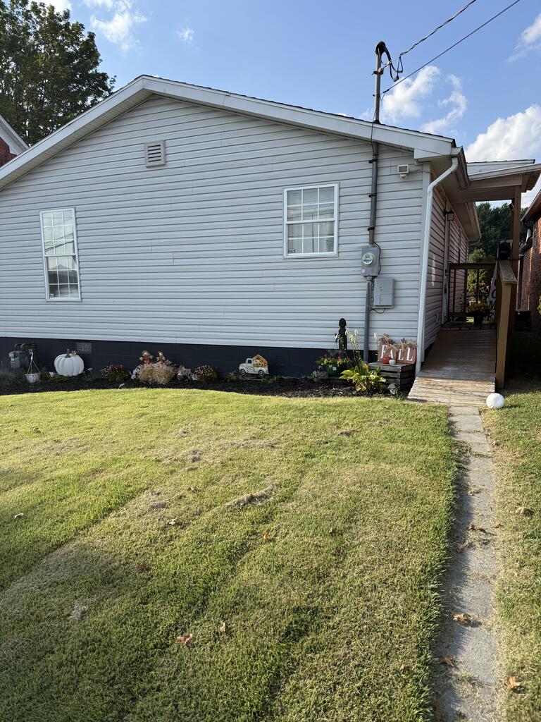 2308 Center Street
