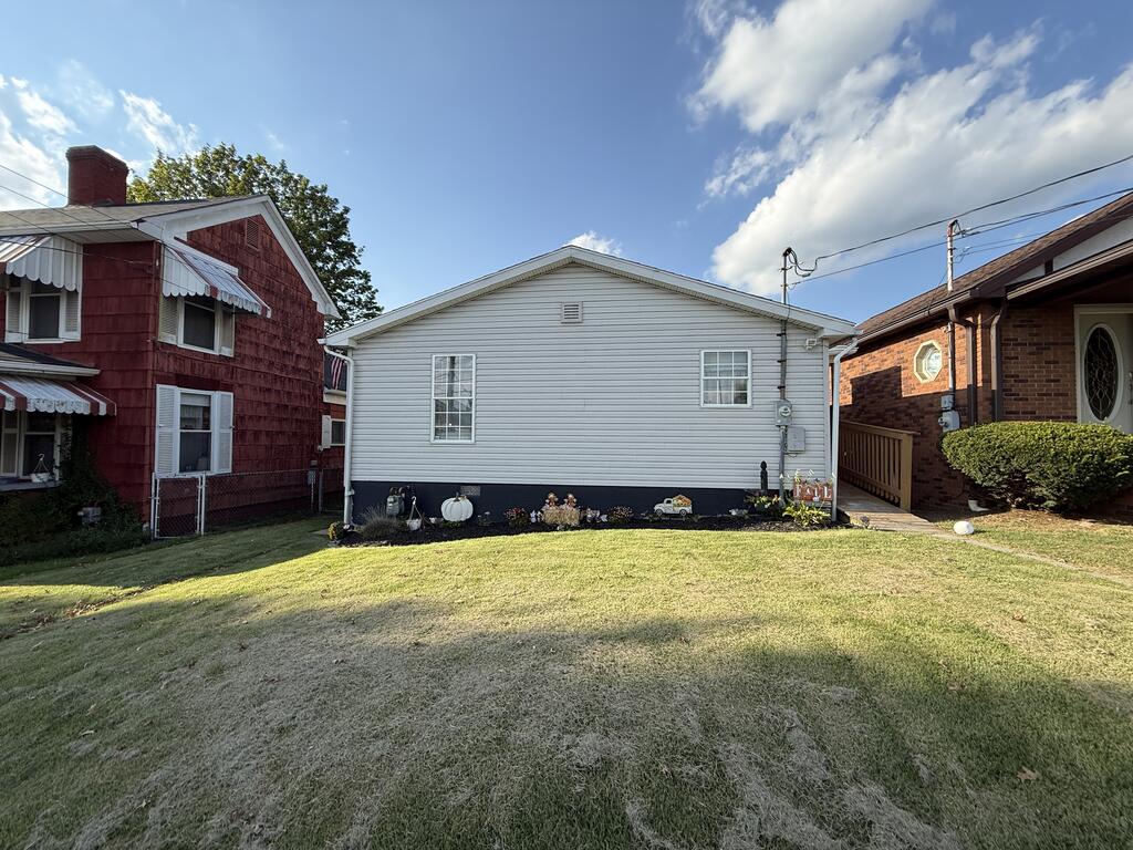 2308 Center Street