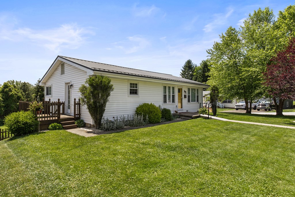 212 Blaney Avenue