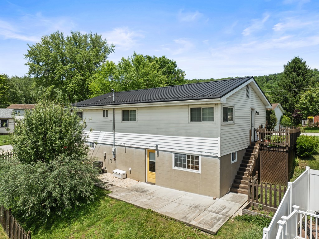 212 Blaney Avenue