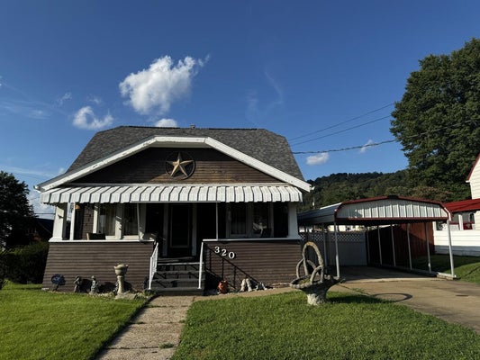 320 MONROE AVE, NEW MARTINSVILLE, WV 26155 - Image 4ef8817ea65ec815ca41b765df680a5b/2256778384